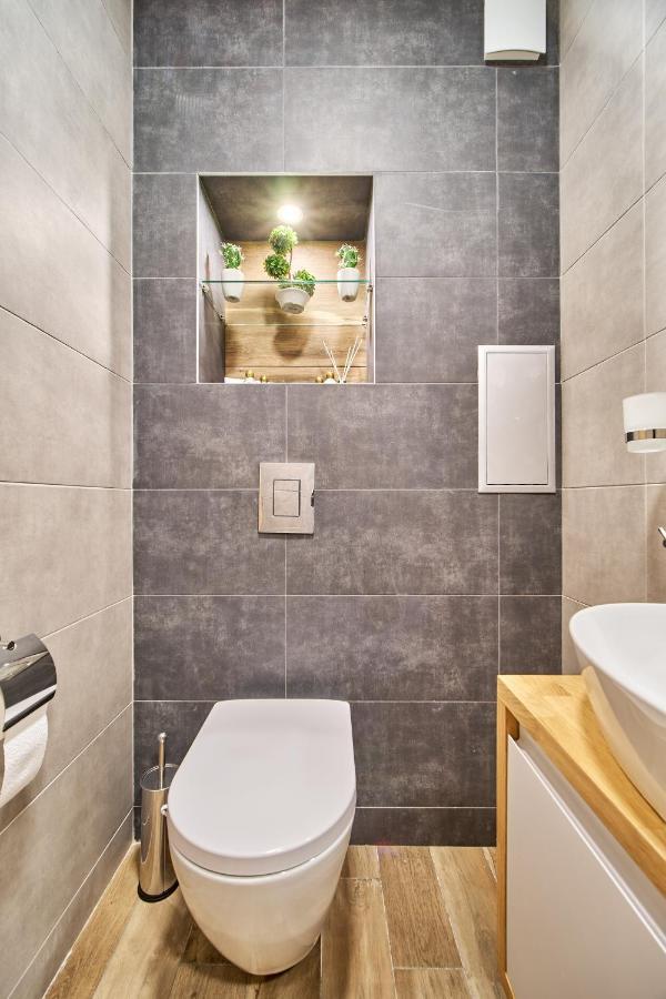 Marina Beach Azur- 100M From The Beach! Luxury Apartment! Saints Constantine and Helena Exteriér fotografie
